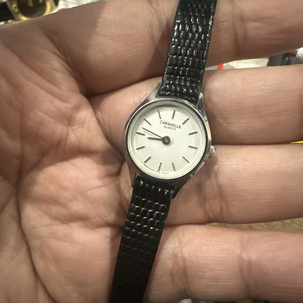 Works VTG Caravelle Bulova Women's Quartz Watch Silver Tone Black Leather 20mm
